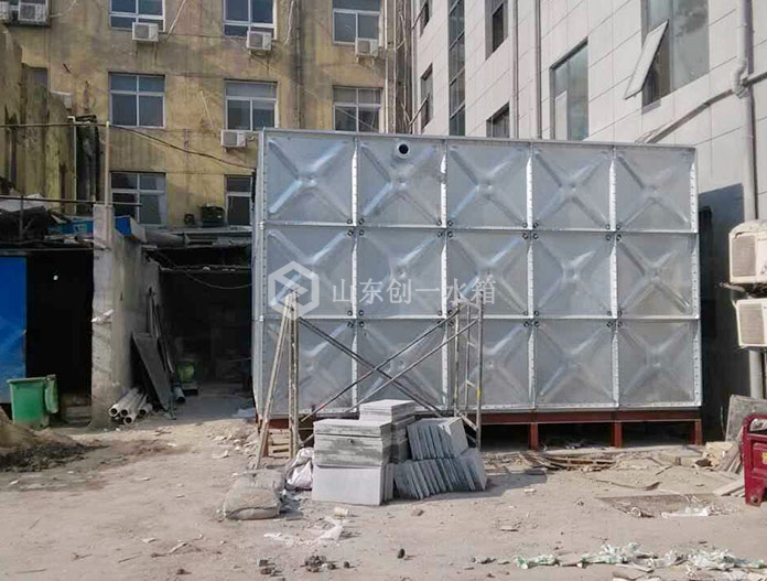 河南新鄉項目-熱鍍鋅水箱